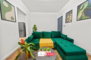 Olive Haus Stylish & Cosy 4 BR By AltoLuxo Short Lets & Serviced Accommodation With Free Wifi & Parking - Newport - 9