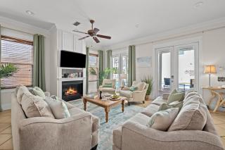 Private Pool and Pickleball, putting green, beach location - 6