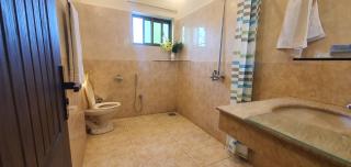 Hotel Luxe Heights Lahore - 3