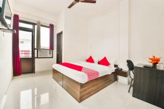 Hotel O Q7 - 1