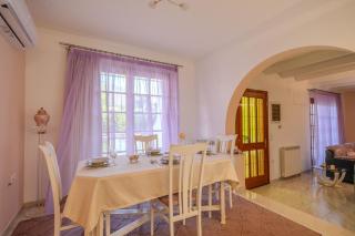 Makiaris Villa - 2