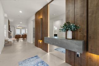 10 Bedrooms 8 Bathrooms Windsor Cay 15952Sc - 2