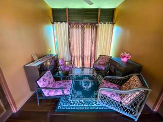 Jarah Residence, Classic Home Staycation - 7