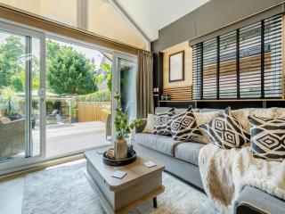 Aqueduct Hideaway - 8