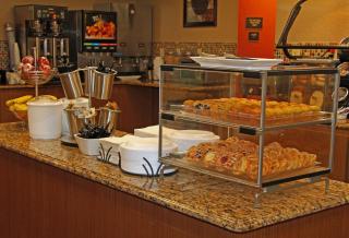 Best Western Plus Universal Inn - Newly Renovated! - Orlando - 3
