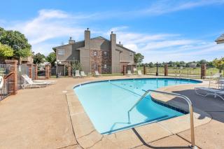 Lake Hefner Hideaway Condo - 6