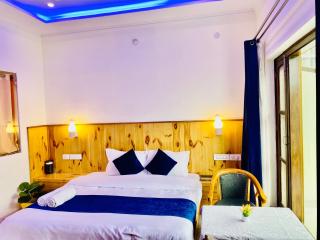 Hotel The SSB - Property of the Year ! Luxury Balcony Rooms ! Mountain View ! Rooftop Cafe ! Big Parking ! - 6