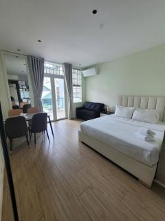 The Rixx homestay next to Ben Thanh Market - 1