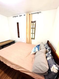 Whole Second level at Marinduque Backpackers - - 4