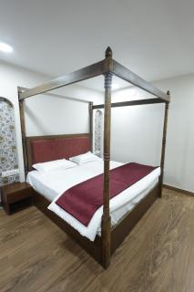 Kafal Pako Resort - Luxury Mountain View Stay in Mukteshwar - Mukteshwar - 8