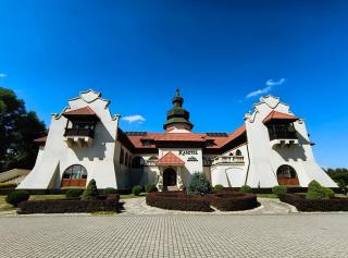 Hotel Kasztel - Rzezawa - 3