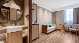 Fairyland Hotel Kunming East Railway Station - 4