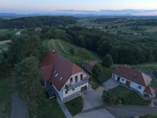 Vineyard Escape Herbersteinova klet - 2