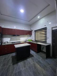 K Stephen Apartment And Homes - 5