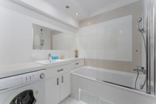 Łagiewniki Homely Apartment by BookingHost - 9