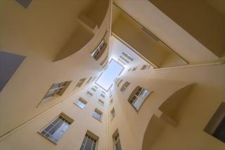 Chic Navy Studio with Balcony & Church View by Rentez - 4