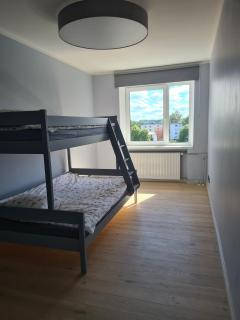 Spacious and quiet 2BR apartment - 8