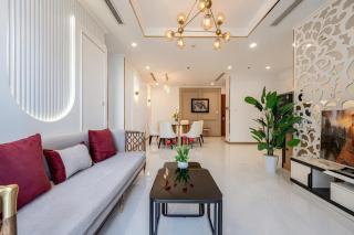 Landmark SkyView Premium Stay - 3