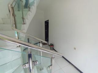 Urbanview Hotel Trisna Srabah - Kalangbret - 2