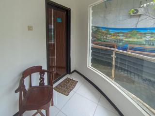 Urbanview Hotel Trisna Srabah - 4