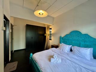 Cozy Homestay SS2 PJ King Bed in Shared Bungalow - 2