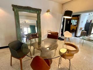 Cozy Homestay SS2 PJ King Bed in Shared Bungalow - 6