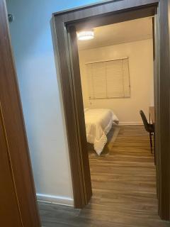 Modern 2-Bedroom Apt in Lifecamp - - 7