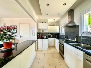 Gulf Stream Villa - 1