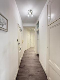 2 bedroom Queens Court W2 - Londra - 8