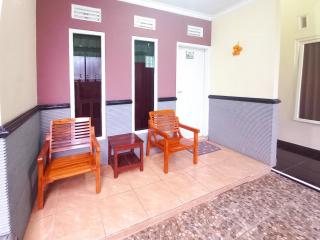 Lancar Homestay Syariah near BNS Mitra RedDoorz - 5
