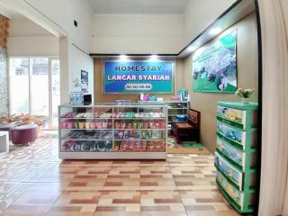 Lancar Homestay Syariah near BNS Mitra RedDoorz - 2