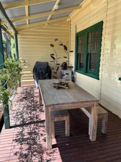 Lister Cottage - Woodend - 4