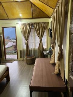 Smoky Falls Resort - 3