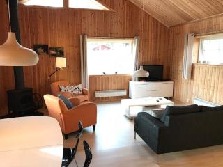 Ski, Sauna, and Scandinavian Serenity Chalet - 9
