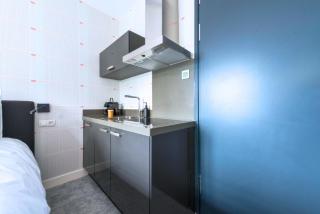 Freshly Renovated Stay W Kitchen And Bathroom - Tilburg - 3