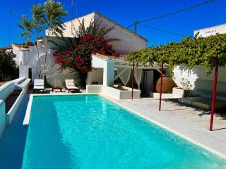 Casa rural con piscina - 0