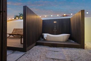 Cape Cottage - Beachside Retreat with Outdoor Bath - 7