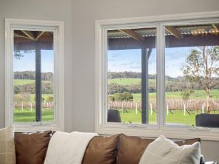 Burton Farmhouse - Reconnect with Nature & Family - Wilyabrup - 3