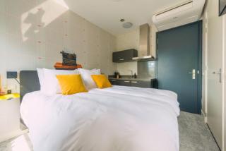 Freshly Renovated Stay W Kitchen And Bathroom - Tilburg - 9