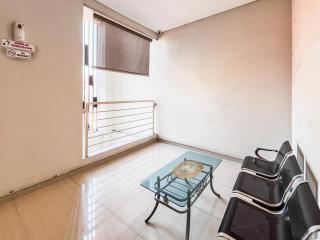 Urbanview Hotel Syariah Graha 8 Bubutan Surabaya - 9
