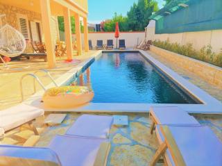 Apartment 5237-1 - 5