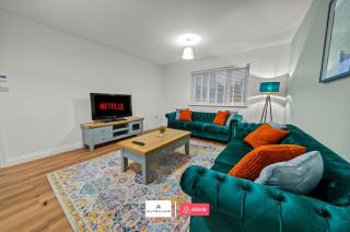 AltoHaus Luxury 4 Bed Contractors Groups - 6