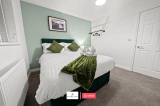 AltoHaus Luxury 4 Bed Contractors Groups - 4