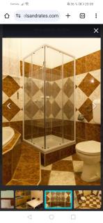 Spacious 4-Bedroom Flat in City Center - 8