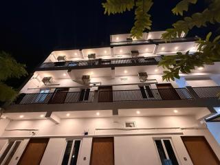 Flying Dutchman Varanasi - 4