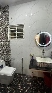 A separate luxury 1 Bhk portion in home Bahria - Lahore - 5