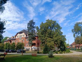 Hotel Willa Park - Żagań - 7