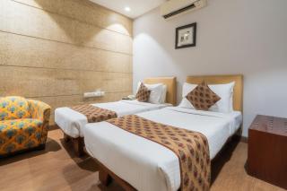 Cosy Grand, Chanakyapuri by The Cosy Hotels - 2