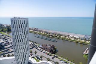 Elegant Apartment with Sea View in Alliance Palace - Batumi - 2