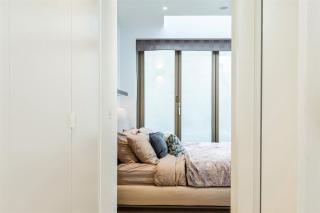 Fitzrovia Split-Level flat - 9